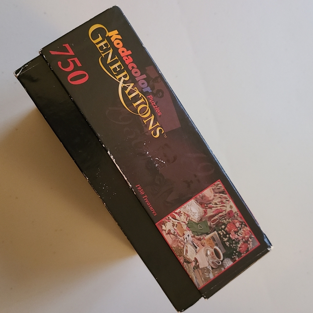 Vintage Kodacolor Generations 1950s Treasures Pillbox Hat Pearls Jigsaw Puzzle - Picture 3 of 4